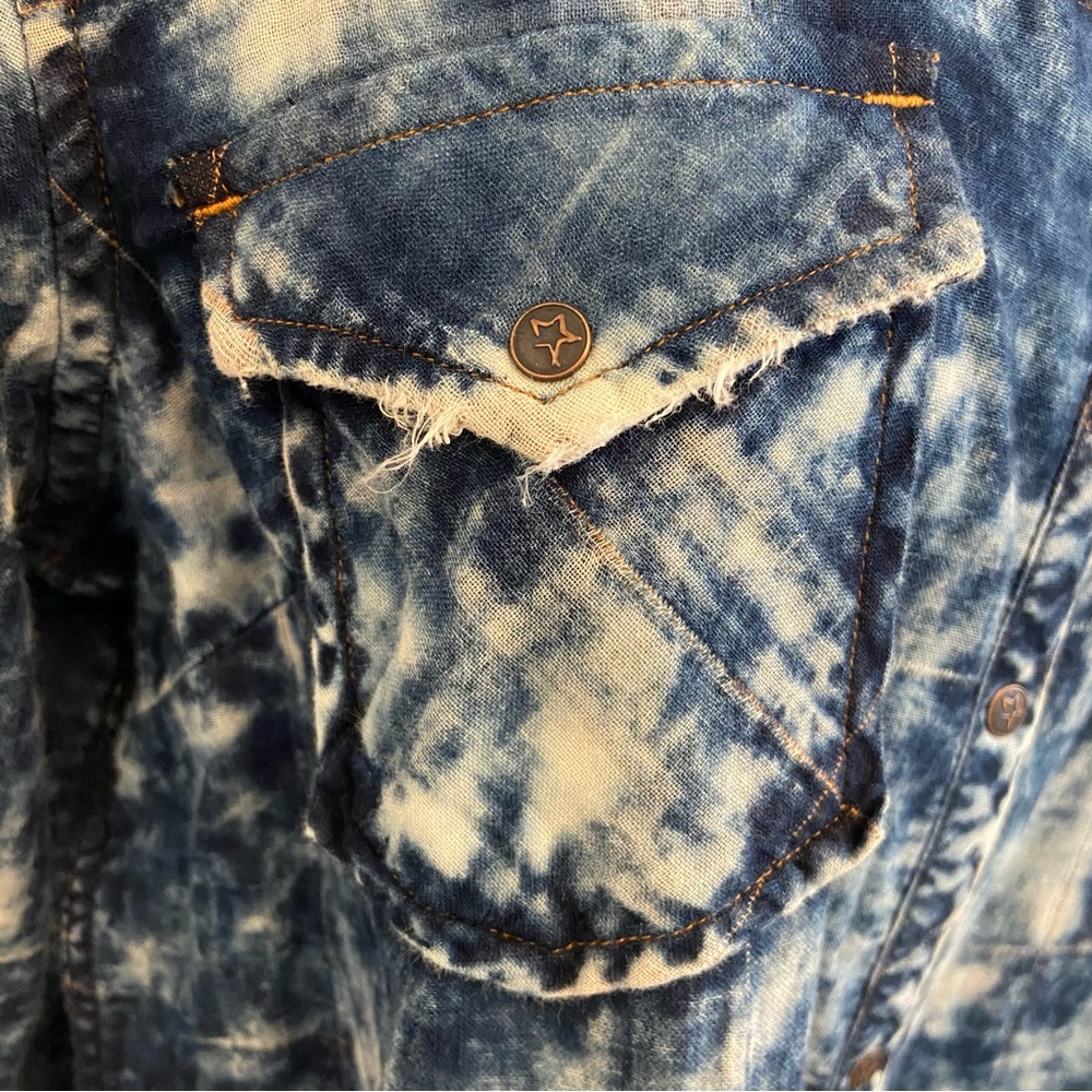 RYAN MICHAEL ⭐️NWT  Button Down/Tunic in Acid Washed Blue - Picture 9 of 14